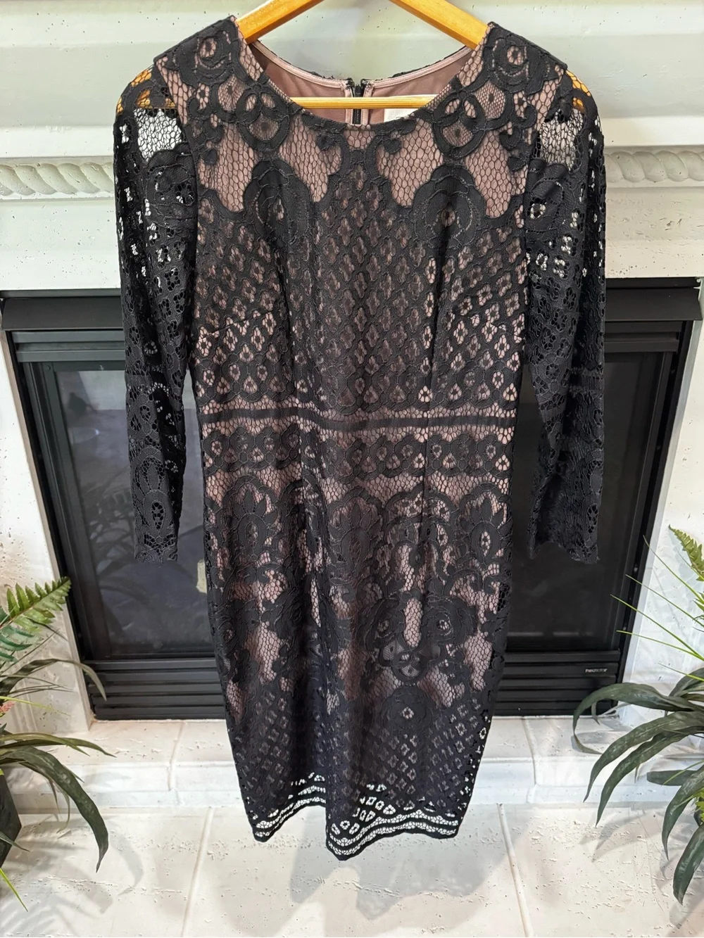 black lace dress with beige lining L'AGENCE Lindsay Sequined In Care Made from 100% polyester Erin Fetherston | Dresses |